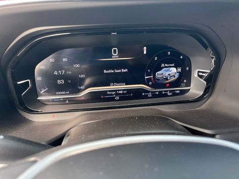 Used 2023 GMC Yukon Denali image 9