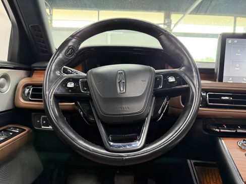 Used 2020 Lincoln Aviator Reserve w/ Equipment Group 201A AWD/4WD image 13