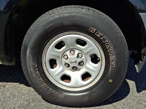 Used 2016 Nissan Frontier S RWD image 8