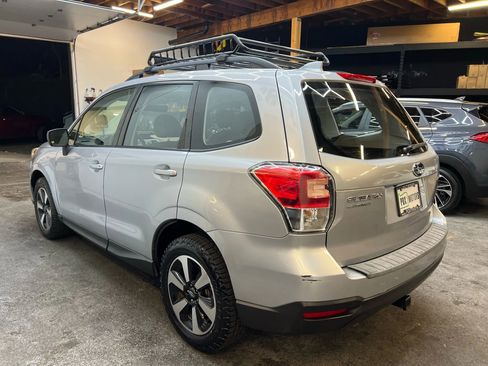 Used 2018 Subaru Forester 2.5i w/ Alloy Wheel Package image 5