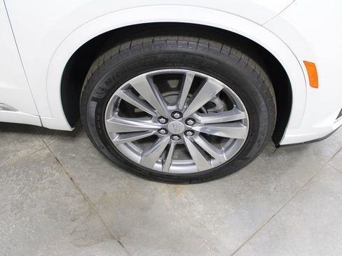 Used 2024 Cadillac XT6 Premium Luxury image 61