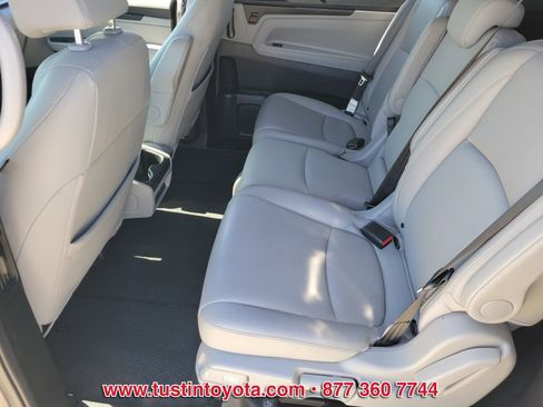 Used 2019 Honda Odyssey EX-L image 11