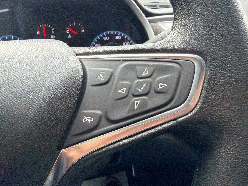Used 2017 Chevrolet Malibu LS FWD image 5