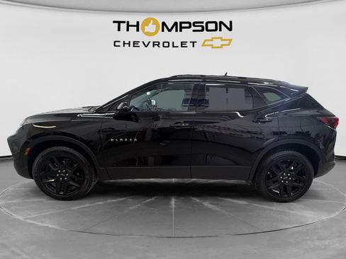 Used 2024 Chevrolet Blazer LT w/ Convenience Package FWD image 2