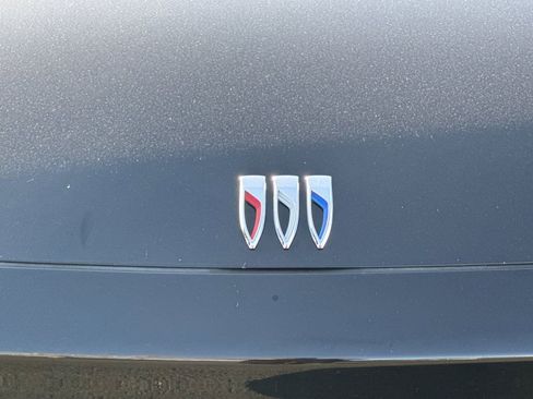 Used 2025 Buick Envision Sport Touring image 44