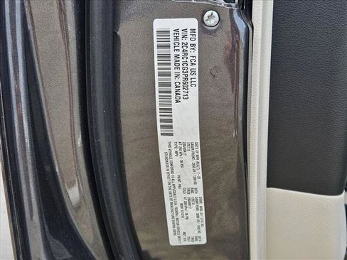 Used 2023 Chrysler Voyager LX FWD image 15