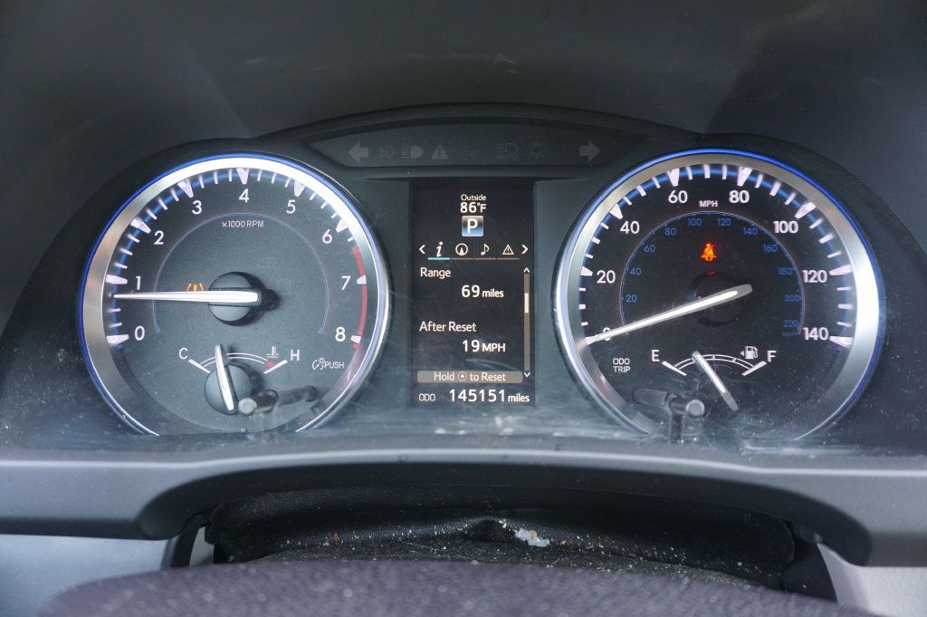 Used 2015 Toyota Highlander XLE FWD image 6