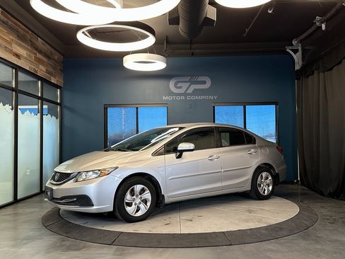 Used 2015 Honda Civic LX image 7