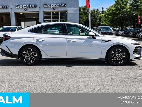 Used 2024 Hyundai Sonata SEL FWD image 10