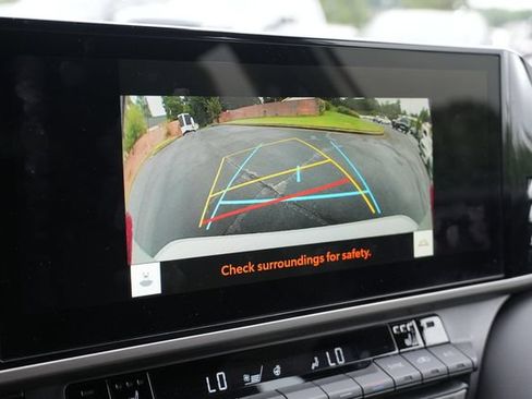 Used 2026 Toyota Camry XSE FWD image 32