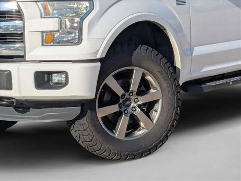 Used 2016 Ford F150 Lariat image 23