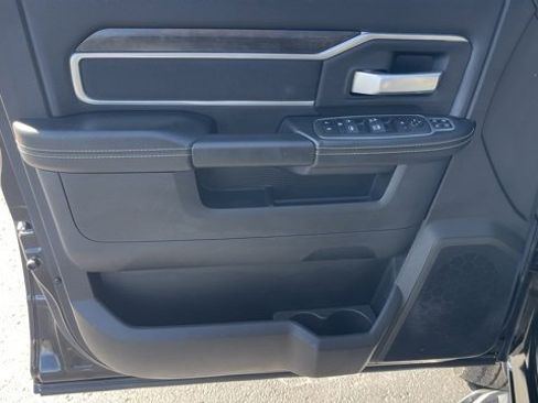 Used 2024 RAM 2500 Big Horn w/ Bed Utility Group image 13