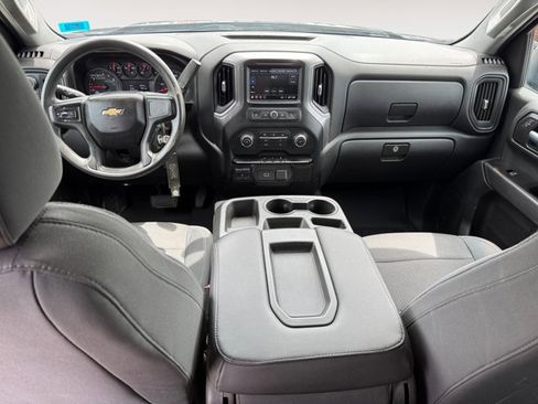 Used 2019 Chevrolet Silverado 1500 Custom w/ Custom Value Package AWD/4WD image 13