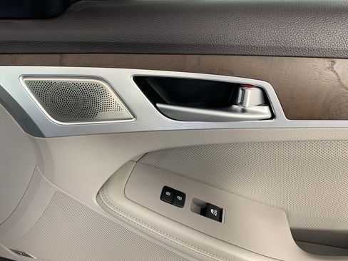Used 2019 Genesis G80 5.0 Ultimate RWD image 38