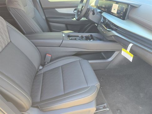 New 2026 Nissan Murano Platinum image 12