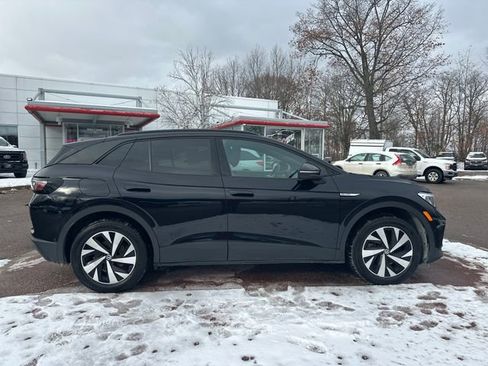 Used 2023 Volkswagen ID.4 Pro image 6