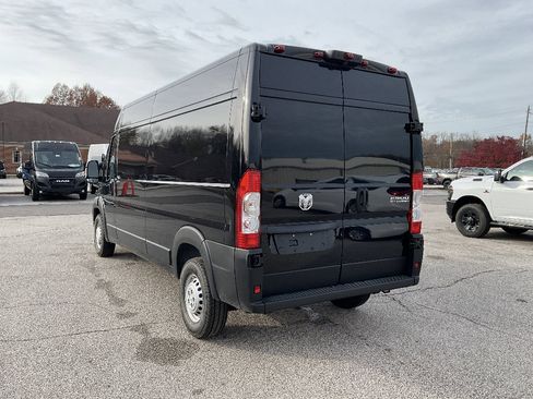 New 2026 RAM ProMaster 2500 w/ Convenience Group image 5