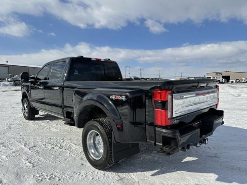 Used 2024 Ford F350 Platinum image 18