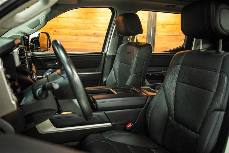 Used 2023 Toyota Tundra Limited AWD/4WD image 9