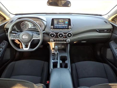 Used 2024 Nissan Sentra SV FWD image 26