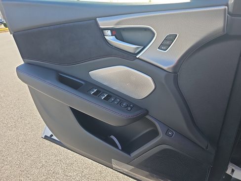 New 2025 Acura RDX A-Spec image 23