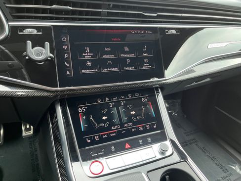 Used 2020 Audi SQ8 Prestige AWD/4WD image 12