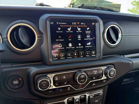 Used 2022 Jeep Wrangler Unlimited Sahara w/ Cold Weather Group image 24