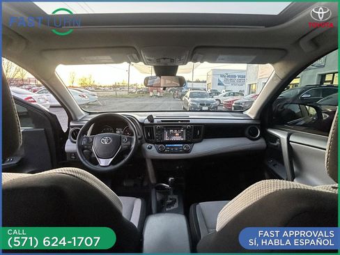 Used 2013 Toyota RAV4 XLE image 29