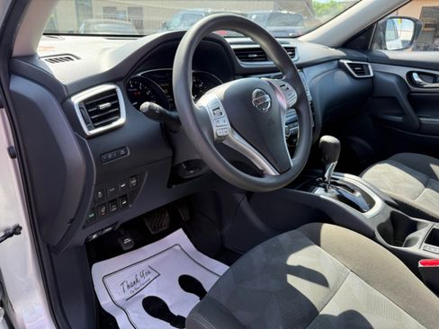 Used 2016 Nissan Rogue SV w/ SV Premium Package AWD/4WD image 19