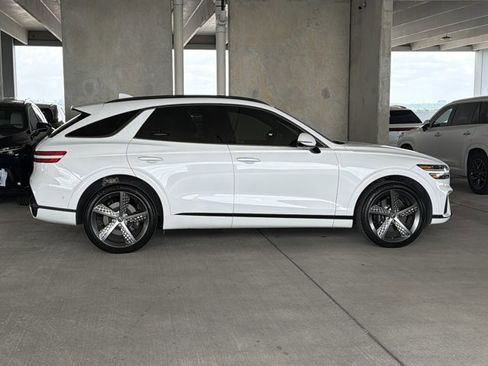Used 2024 Genesis GV70 3.5T Sport w/ Sport Prestige Package AWD/4WD image 4