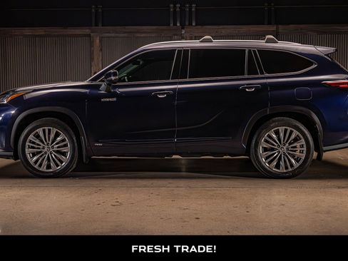 Used 2021 Toyota Highlander Platinum AWD/4WD image 5