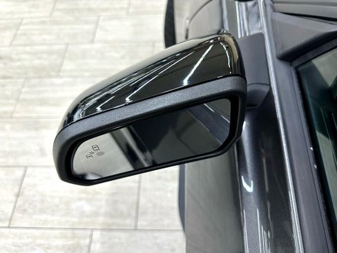 Used 2020 Ford Mustang Shelby GT500 w/ Technology Package image 13