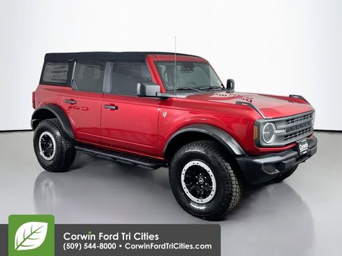 Used 2021 Ford Bronco Base w/ Sasquatch Package image 1