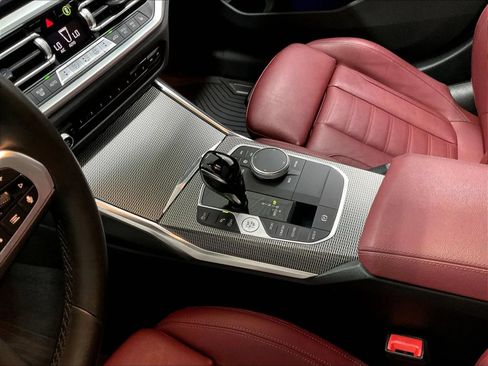 Used 2022 BMW 330i Sedan w/ M Sport Package RWD image 23