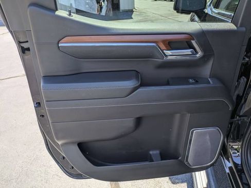Certified 2023 GMC Sierra 1500 Denali w/ Technology Package AWD/4WD image 28