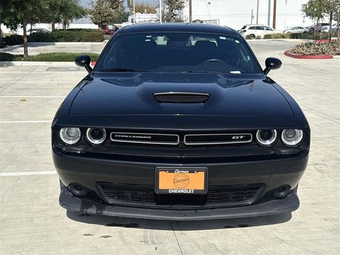 Used 2023 Dodge Challenger GT image 7