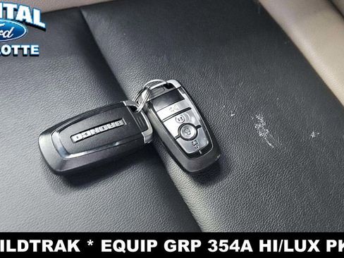 Used 2024 Ford Bronco Wildtrak AWD/4WD image 16