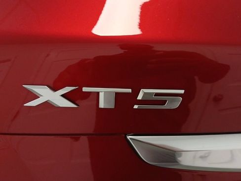 Certified 2025 Cadillac XT5 Premium Luxury w/ Technology Package AWD/4WD image 26