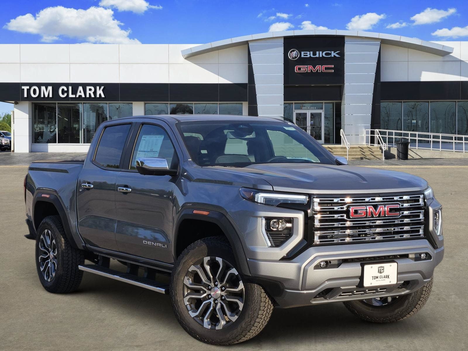 New 2026 GMC Canyon Denali AWD/4WD image 1