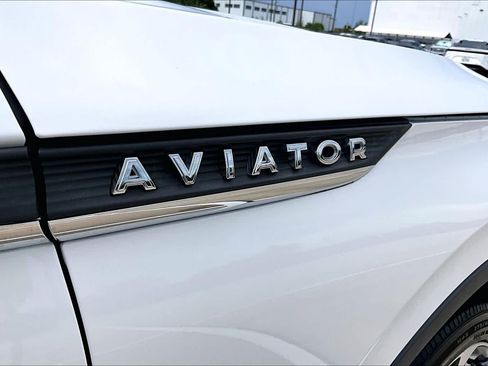 Used 2020 Lincoln Aviator Reserve w/ Equipment Group 202A AWD/4WD image 10