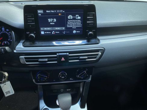 Used 2021 Kia Seltos LX image 16