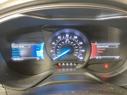 Used 2020 Ford Fusion SE FWD image 23