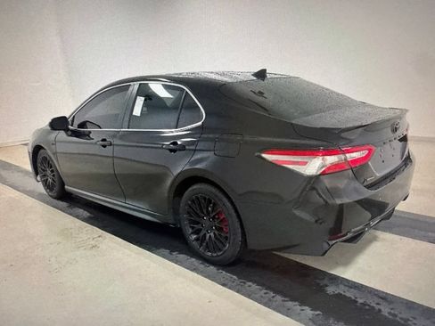 Used 2019 Toyota Camry SE w/ Audio Package FWD image 5