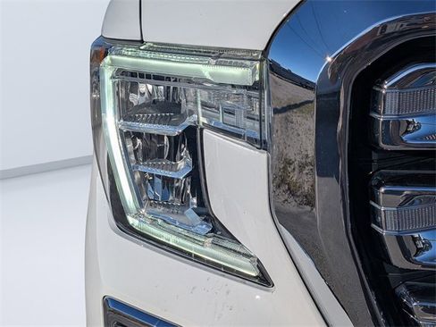 Used 2021 GMC Sierra 1500 SLT w/ SLT Premium Package image 8