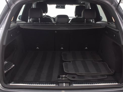 Used 2022 Mercedes-Benz GLC 300 image 32