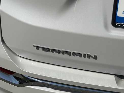 Used 2024 GMC Terrain Denali AWD/4WD image 6