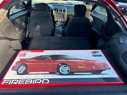 Used 1994 Pontiac Firebird Formula RWD image 13