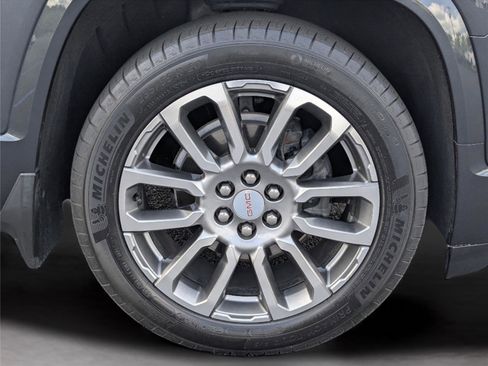 Used 2023 GMC Acadia Denali w/ Denali Ultimate Package FWD image 38