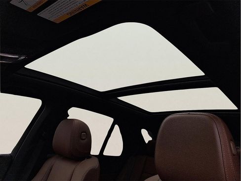 Used 2024 Mercedes-Benz GLE 350 4MATIC image 15