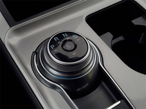 Certified 2024 Ford Edge SEL w/ Convenience Package image 22